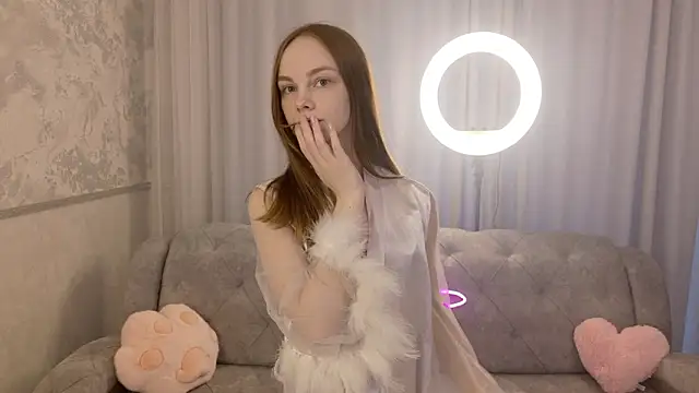 Snapshot of litleee_sunshineeee chatting on February 2026 02:16:02 PM litleee sunshineeee online show from February 2026 02:16:02 PM