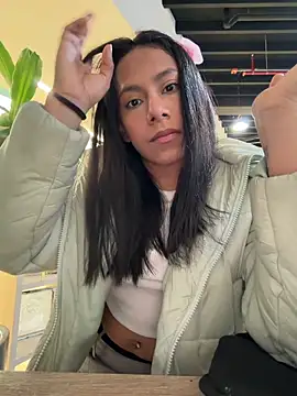 Snapshot of Katerinmm chatting on March 2026 02:45:01 PM Katerinmm online show from March 2026 02:45:01 PM