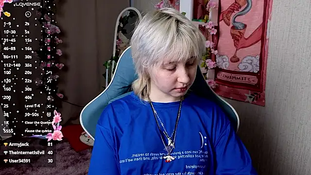 Snapshot of May_leaf chatting on February 2026 01:36:01 AM May leaf online show from February 2026 01:36:01 AM