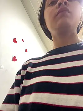 Snapshot of angell_cooper8 chatting on February 2026 12:06:02 PM angell cooper8 online show from February 2026 12:06:02 PM