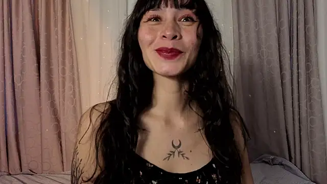 Mistymoon online show from April 2026 01:31:01 PM