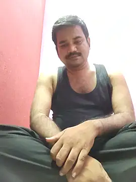 Snapshot of rkr1996kum chatting on June 2026 05:05:01 PM rkr1996kum online show from June 2026 05:05:01 PM