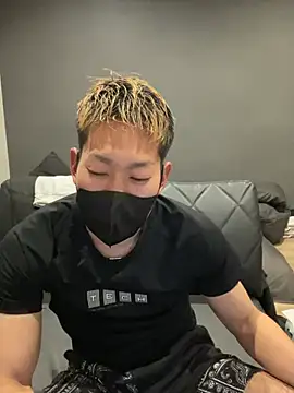 ryuaaaaa online show from March 2026 01:37:01 PM