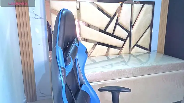 Kylia a online show from March 2026 08:01:01 PM