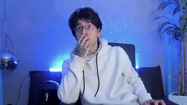 Snapshot of Angel_scott2 chatting on February 2026 11:21:01 AM Angel scott2 online show from February 2026 11:21:01 AM