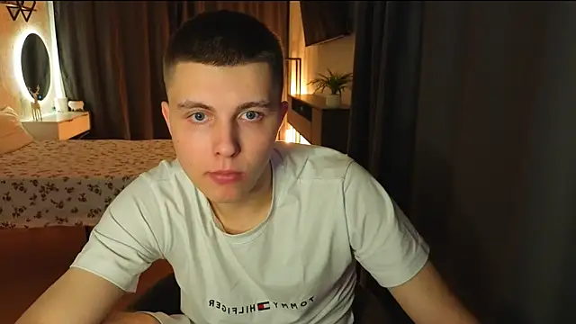 Snapshot of Keviin777 chatting on February 2026 07:12:01 PM Keviin777 online show from February 2026 07:12:01 PM