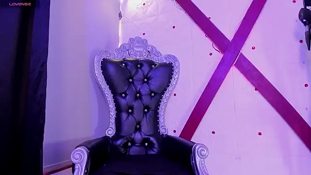 Snapshot of Roxxan-Sanchez chatting on February 2026 08:31:02 PM Roxxan-Sanchez online show from February 2026 08:31:02 PM