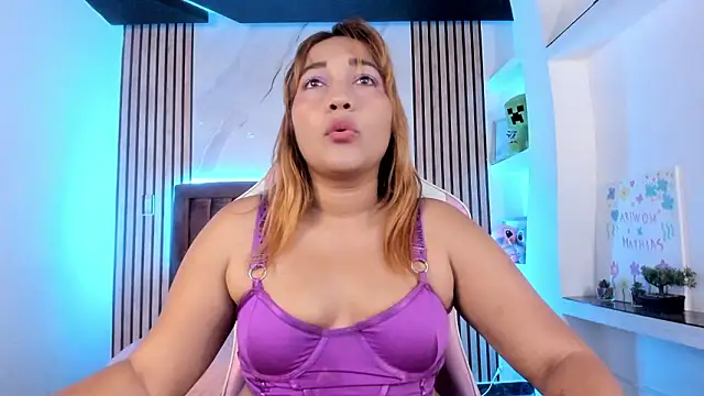 Snapshot of Miia_Grey_ chatting on March 2026 12:44:01 PM Miia Grey online show from March 2026 12:44:01 PM