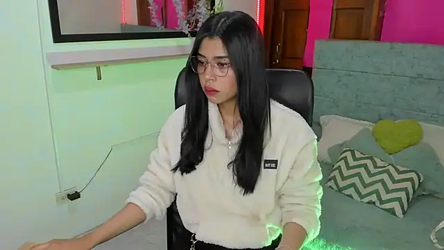 Snapshot of Aysha_winxs chatting on April 2026 03:59:02 AM Aysha winxs online show from April 2026 03:59:02 AM