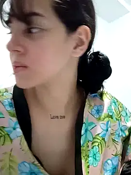 sara cute so online show from April 2026 12:55:02 AM