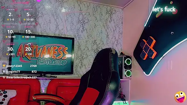 Snapshot of Mayka_Hot chatting on February 2026 11:22:01 AM Mayka Hot online show from February 2026 11:22:01 AM