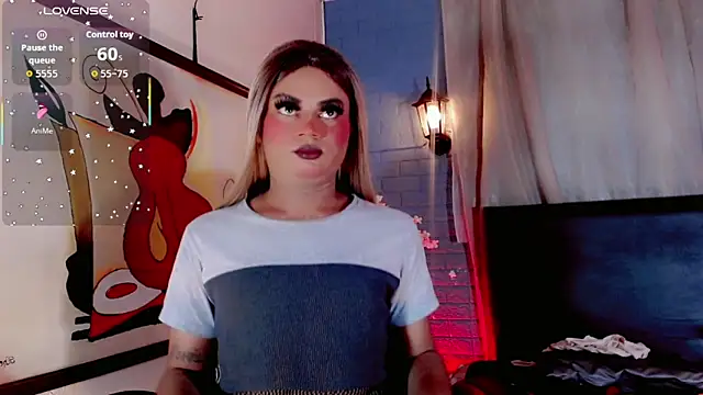 Snapshot of Mayka_Hot chatting on February 2026 11:22:02 AM Mayka Hot online show from February 2026 11:22:02 AM