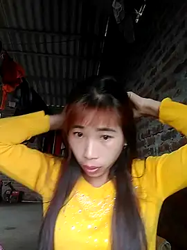 Snapshot of Vycute9900 chatting on February 2026 04:32:01 AM Vycute9900 online show from February 2026 04:32:01 AM