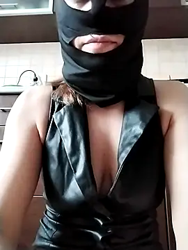 Snapshot of Honeybby1 chatting on February 2026 12:26:01 PM Honeybby1 online show from February 2026 12:26:01 PM