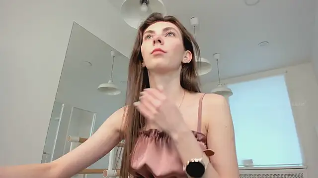 Scarlet Muse  online show from March 2026 09:02:01 AM