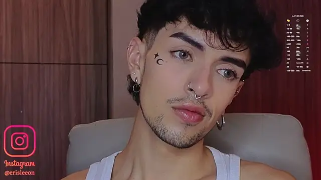 Snapshot of sr_sprinkles chatting on March 2026 01:00:01 AM sr sprinkles online show from March 2026 01:00:01 AM