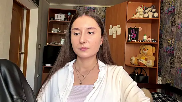 poly princess online show from April 2026 11:05:01 AM