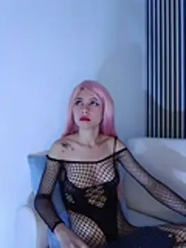 roussemilk online show from February 2026 06:37:02 PM