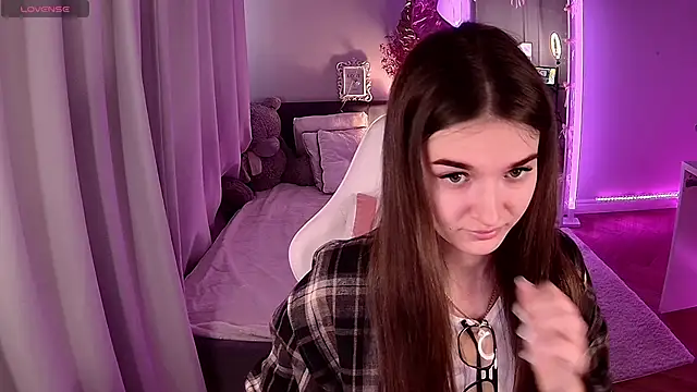 Snapshot of Ann_Wood chatting on March 2026 07:25:02 AM Ann Wood online show from March 2026 07:25:02 AM