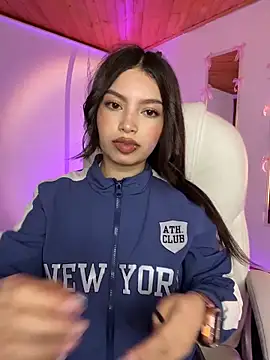 Snapshot of Mady_Pink chatting on March 2026 02:50:02 AM Mady Pink online show from March 2026 02:50:02 AM