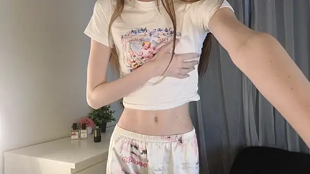 arina waifu online show from April 2026 03:17:02 PM