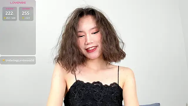 Snapshot of Kiraeko chatting on May 2026 02:29:02 AM Kiraeko online show from May 2026 02:29:02 AM