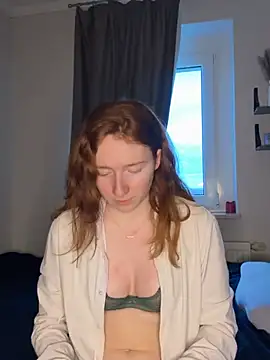 HoneyBunny18 online show from March 2026 05:24:01 PM