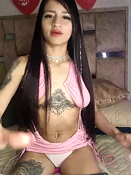 Snapshot of Lauraaa_pink18 chatting on February 2026 06:26:01 AM Lauraaa pink18 online show from February 2026 06:26:01 AM