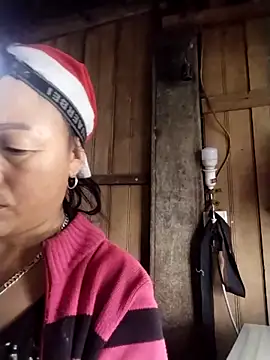 Snapshot of TiffinyDi chatting on February 2026 02:31:02 AM TiffinyDi online show from February 2026 02:31:02 AM