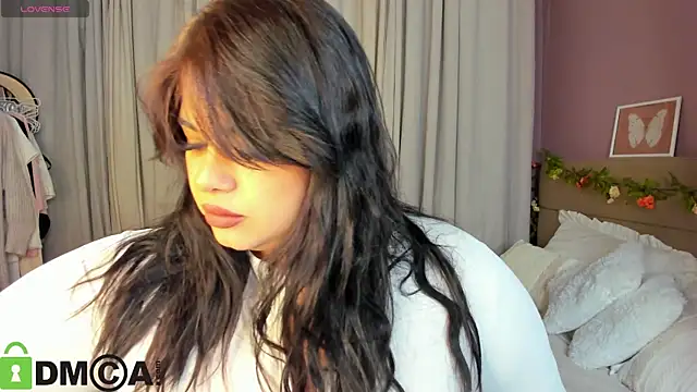 Snapshot of Annet_Nel1son chatting on February 2026 01:04:01 AM Annet Nel1son online show from February 2026 01:04:01 AM