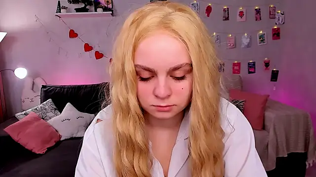 VivienAllen online show from March 2026 02:24:01 AM