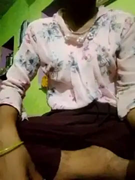 Snapshot of wifedesi7050 chatting on May 2026 04:04:02 PM wifedesi7050 online show from May 2026 04:04:02 PM
