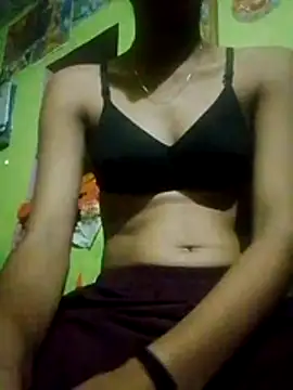 Snapshot of wifedesi7050 chatting on May 2026 05:08:01 PM wifedesi7050 online show from May 2026 05:08:01 PM