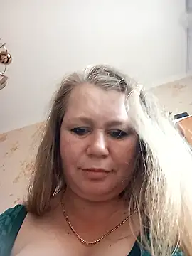 Snapshot of KiraStanton chatting on February 2026 12:48:02 PM KiraStanton online show from February 2026 12:48:02 PM