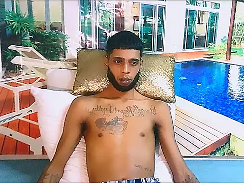 CharmingIndian1 online show from April 2026 06:33:02 PM