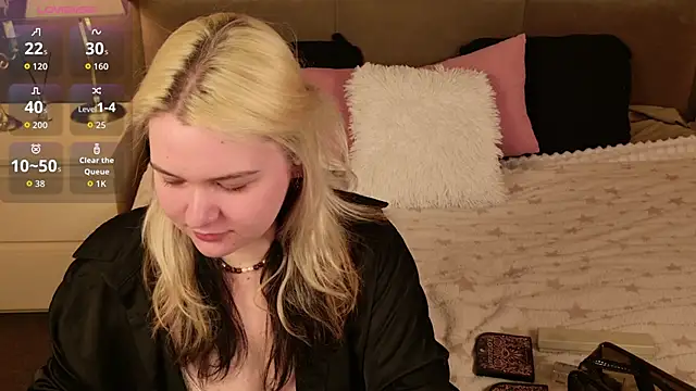Snapshot of Ivy_Marlowe chatting on May 2026 02:15:02 PM Ivy Marlowe online show from May 2026 02:15:02 PM
