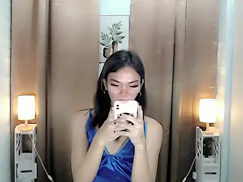 Snapshot of SeductiveTSMistress chatting on March 2026 04:20:01 AM SeductiveTSMistress online show from March 2026 04:20:01 AM