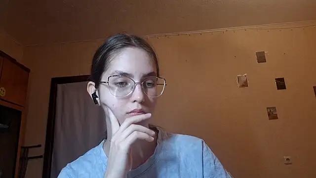 Katelemon online show from June 2026 11:14:01 AM
