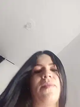 Mariana jaramillo online show from February 2026 11:05:02 PM