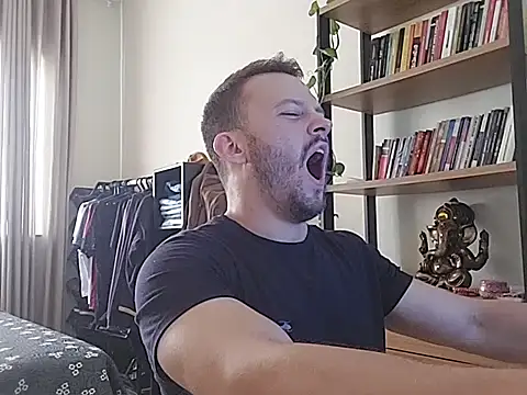 amanteloiro online show from March 2026 04:02:02 PM