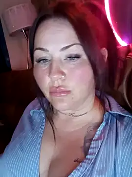 Snapshot of Kandi-kiss chatting on April 2026 08:39:01 PM Kandi-kiss online show from April 2026 08:39:01 PM