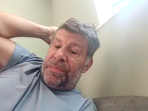 Snapshot of stud2512 chatting on June 2026 10:15:01 AM stud2512 online show from June 2026 10:15:01 AM