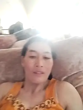 lris-Beauty77 online show from April 2026 10:10:01 AM