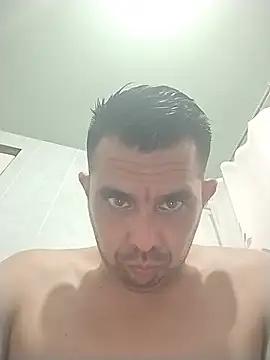 Snapshot of manuel4200 chatting on June 2026 01:39:01 AM manuel4200 online show from June 2026 01:39:01 AM