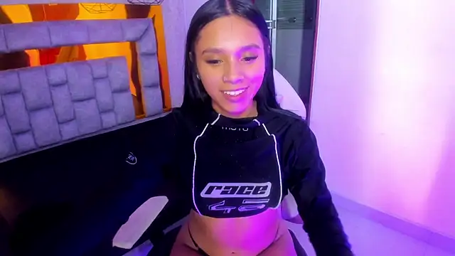 miiaboss  online show from March 2026 06:31:01 PM