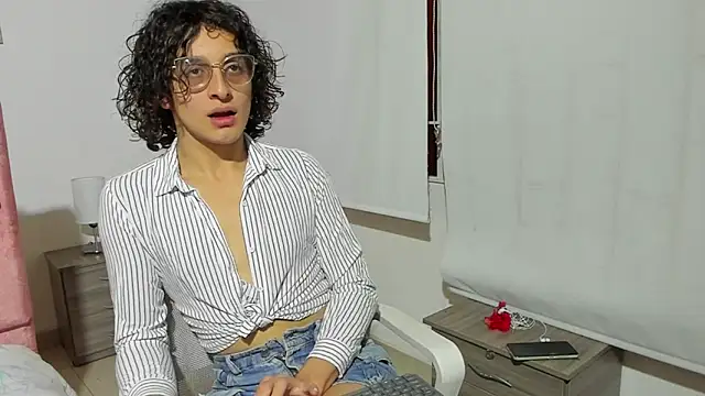 Snapshot of Maverick_angel chatting on March 2026 02:24:01 PM Maverick angel online show from March 2026 02:24:01 PM