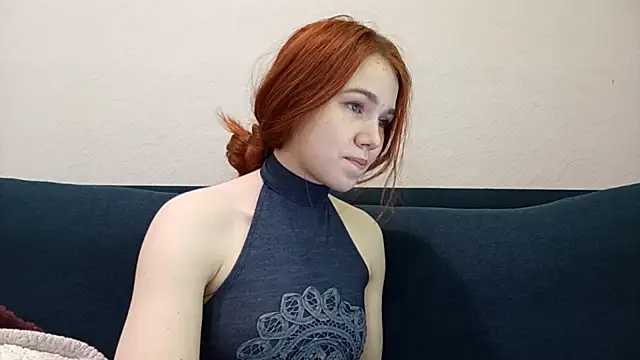 DizzyRina online show from April 2026 11:22:02 AM