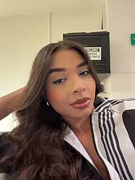 Snapshot of AnnyVega__ chatting on July 2026 09:41:02 PM AnnyVega online show from July 2026 09:41:02 PM