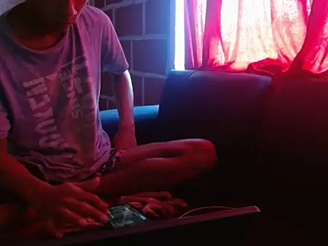 Snapshot of Billie_Turneer chatting on February 2026 06:18:01 PM Billie Turneer online show from February 2026 06:18:01 PM