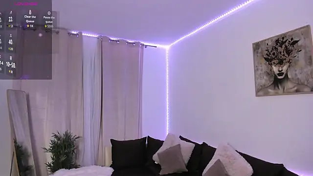 PureBlisss  online show from May 2026 07:11:01 PM